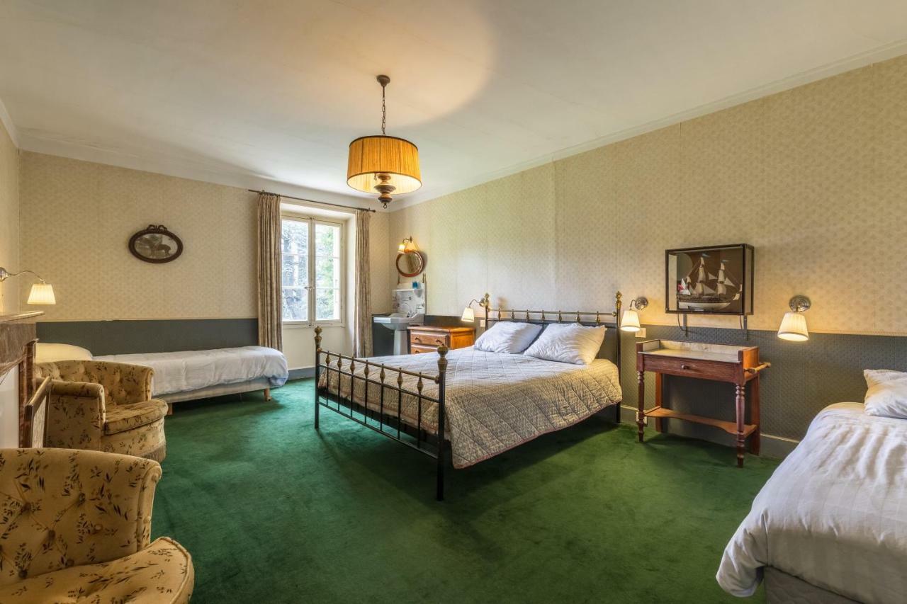 Domaine De L'Amiral Bed & Breakfast Saint-Laurent-du-Pape Екстериор снимка