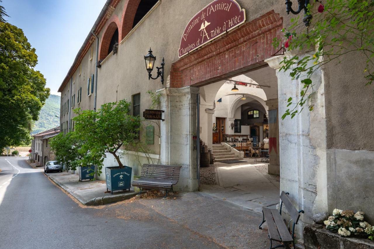 Domaine De L'Amiral Bed & Breakfast Saint-Laurent-du-Pape Екстериор снимка